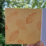 carte carrée avec enveloppe - l&#039;oiseau messager - feuille de chêne